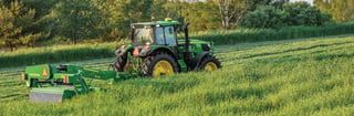 John Deere Row Crop Tractors