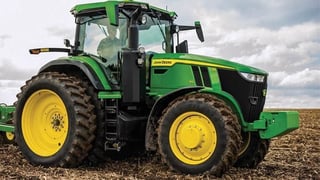 John Deere 7R 210 Product Image