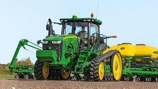 John Deere 8320RT Product Image