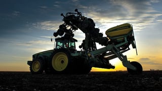 John Deere DR8 Twin Row Product Image