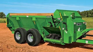 Image of Side-Discharge Manure Spreaders