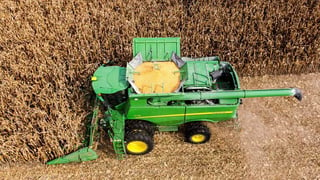 John Deere S770 Product Image