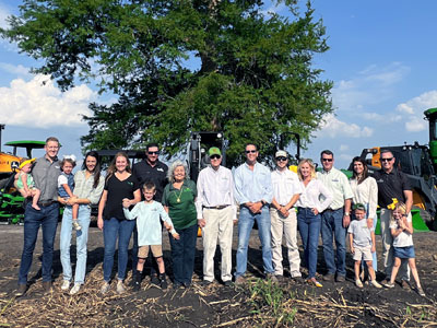 Everglades Equipment Group Family - Mobile