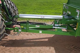 Steel tubing runs from the hitch to the rear axle