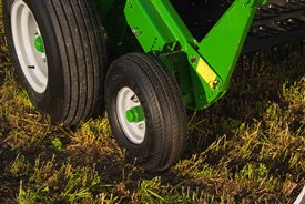 Adjustable head height on the HM12 Series