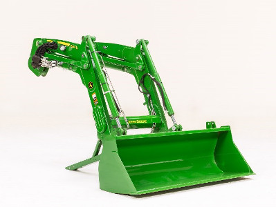 600R Loader (angle view)