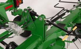 Hydraulic tine pitch control on the TD3427