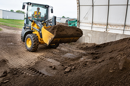 244L Moving Topsoil