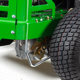 Hydrostatic transmissions set low in vehicle
