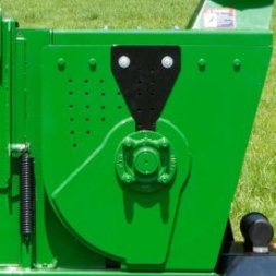 Drum-style rotor is great for large chipping jobs