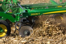 Ground-engaging components on 2623VT