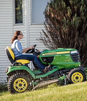 X739 Tractor mowing