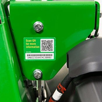 QR (quick response) code label