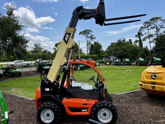 Image of JLG 313 TELEHANDLER