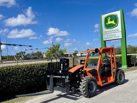 Image of JLG 519