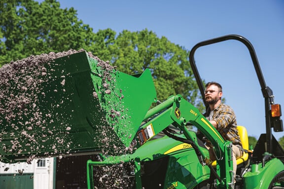 Pre-Owned John Deere 1023E Compact Tractor with 120R Loader in Loxahatchee, FL Photo 3