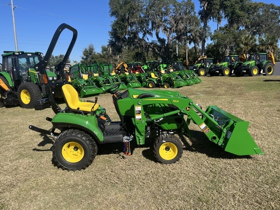 Image of John Deere 1023E