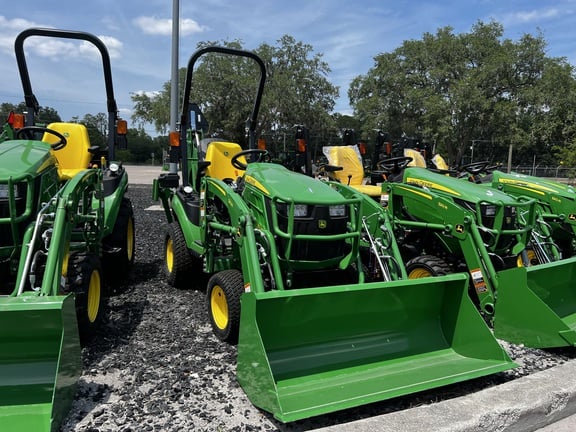 Image of John Deere 1025R