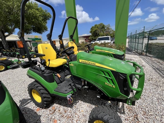 Image of John Deere 1025R