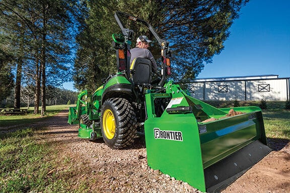 Pre-Owned John Deere 2025R with 120R Loader in Fort Myers, FL Photo 3