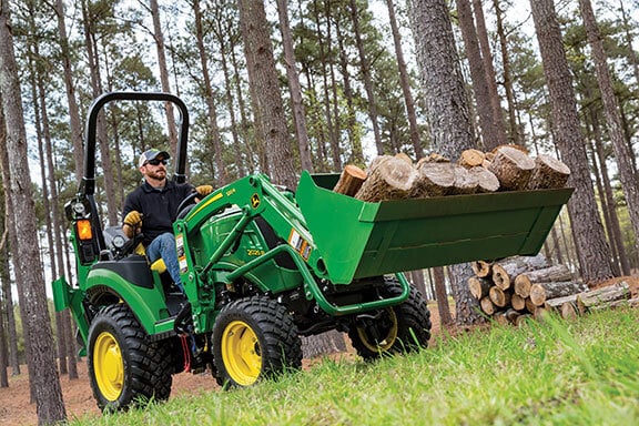 Pre-Owned John Deere 2025R with 120R Loader in Fort Myers, FL Photo 4