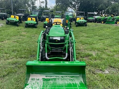 Image of John Deere 2025R