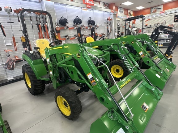 Image of John Deere 2032R