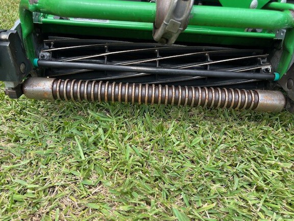 Pre-Owned John Deere 2400 in Boynton Beach, FL Photo 5