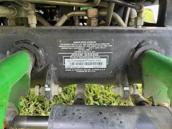 Pre-Owned John Deere 2400 in Boynton Beach, FL Photo 7