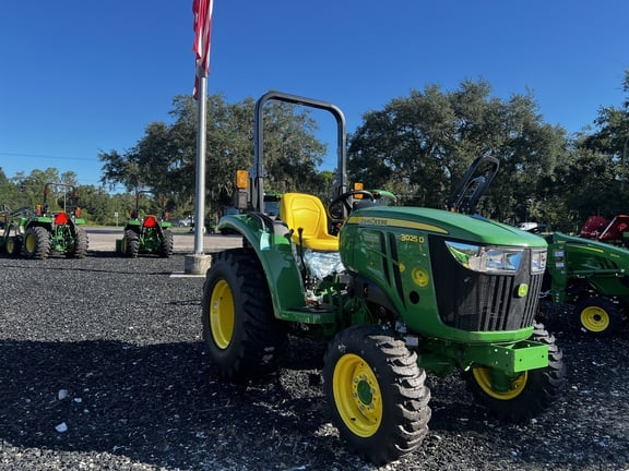 Image of John Deere 3025D