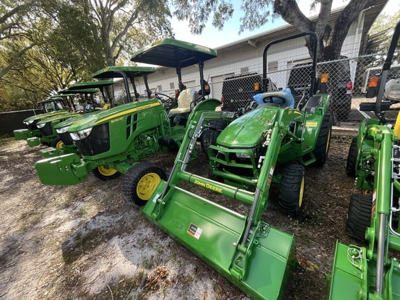 Image of John Deere 3025D