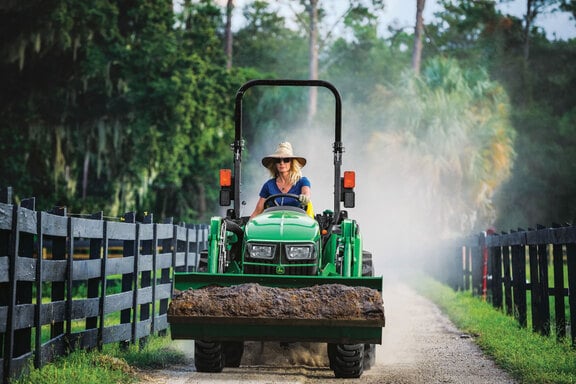 Pre-Owned John Deere 3025E Compact Tractor with 300E Loader in Homestead, FL Photo 2