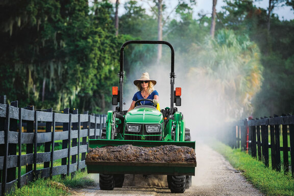 Pre-Owned John Deere 3025E Compact Tractor with 300E Loader in Homestead, FL Photo 2