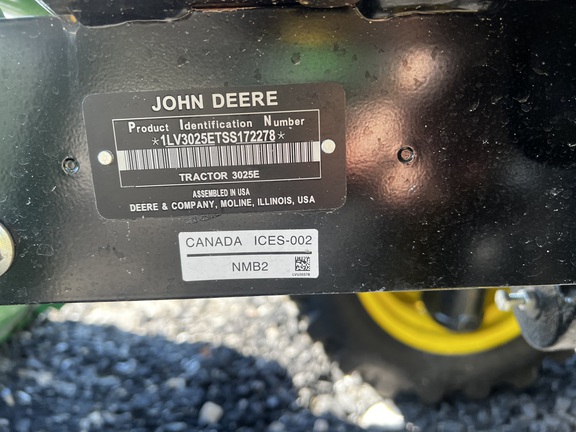Pre-Owned John Deere 3025E in Plant City, FL Photo 5