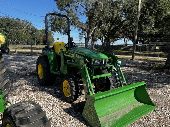 Image of John Deere 3025E