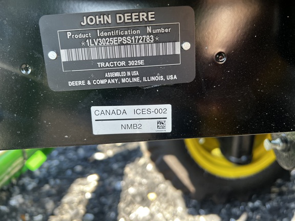Pre-Owned John Deere 3025E in Plant City, FL Photo 5