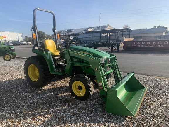 Image of John Deere 3025E