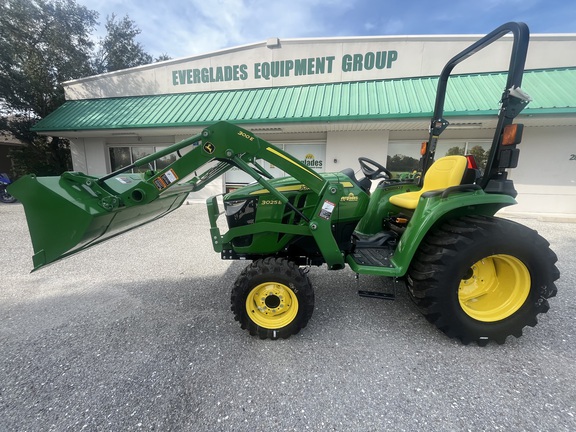 Image of John Deere 3025E