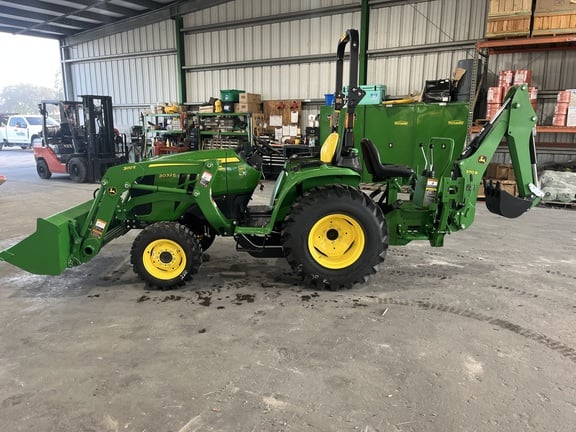 Image of John Deere 3032E