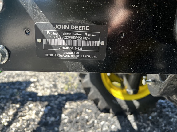 Pre-Owned John Deere 3032E in Plant City, FL Photo 6