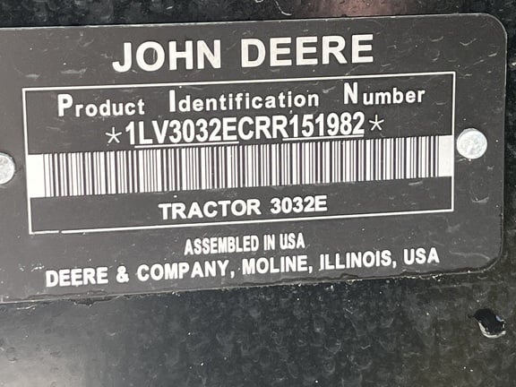 Pre-Owned John Deere 3032E in Fort Myers, FL Photo 5