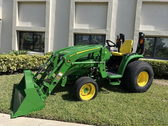 Image of John Deere 3033R