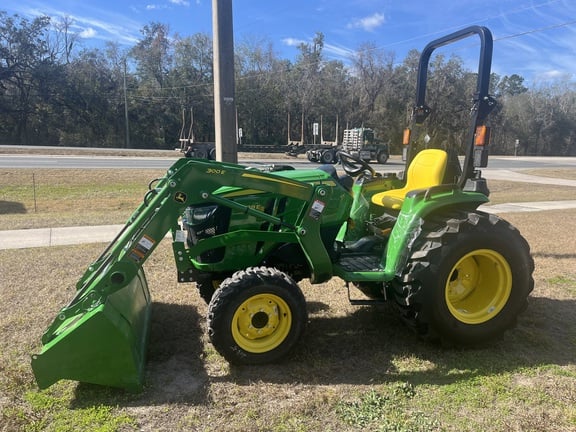 Image of John Deere 3038E