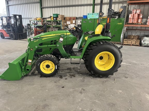 Image of John Deere 3038E