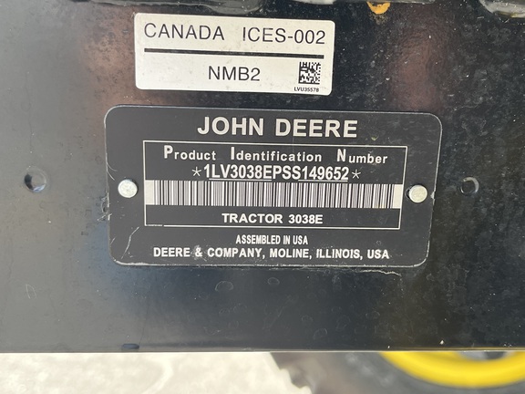 Pre-Owned John Deere 3038E in Okeechobee, FL Photo 5