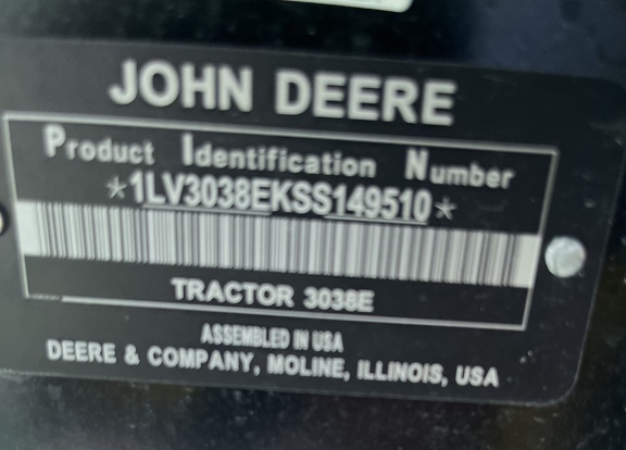 Pre-Owned John Deere 3038E in Fort Myers, FL Photo 5