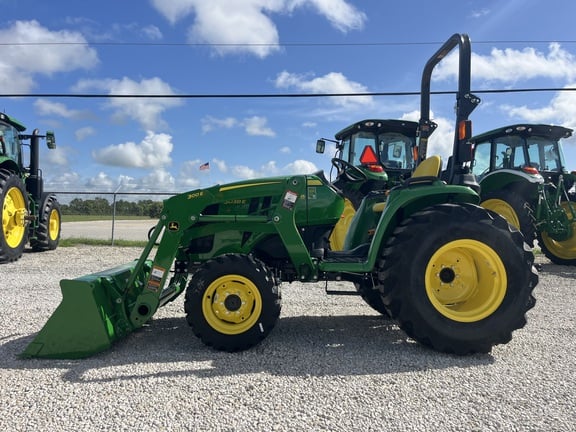 Image of John Deere 3038E