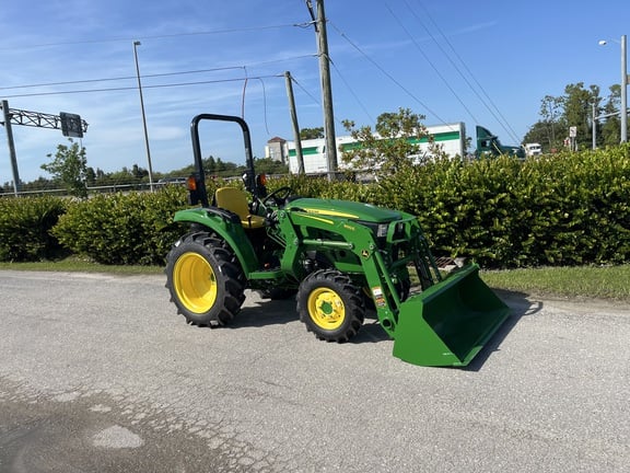 Image of John Deere 3043D