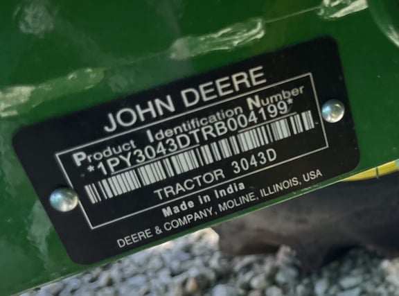 Pre-Owned John Deere 3043D in Fort Myers, FL Photo 5