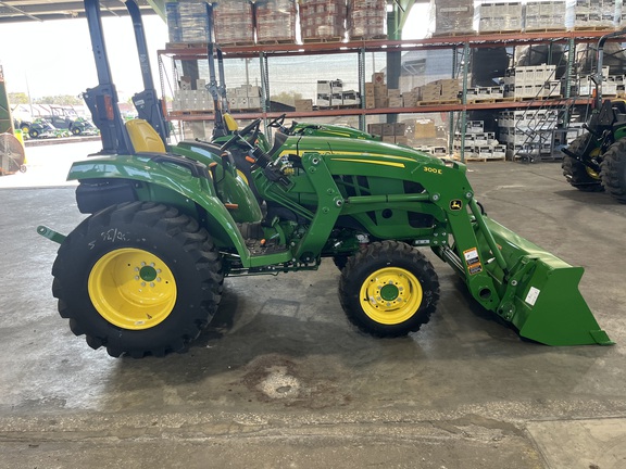 Image of John Deere 3043D